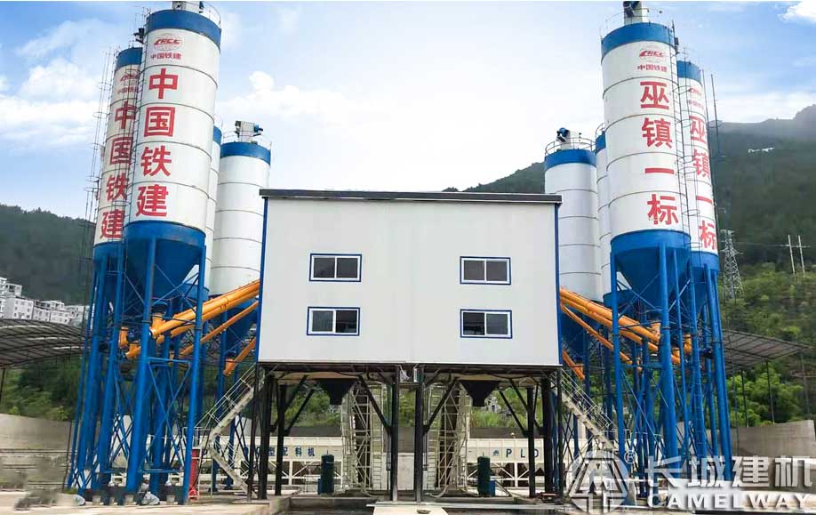 中國(guó)鐵建巫鎮(zhèn)一標(biāo)項(xiàng)目部雙hzs120工程攪拌站