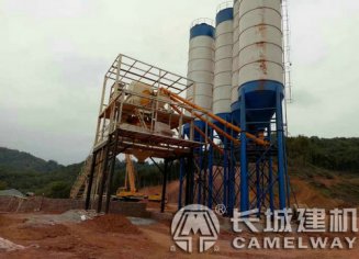 標準配置的混凝土攪拌站設備hzs90價格表
