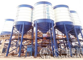 大型攪拌站型號(hào)圖片，大型攪拌站每小時(shí)產(chǎn)量